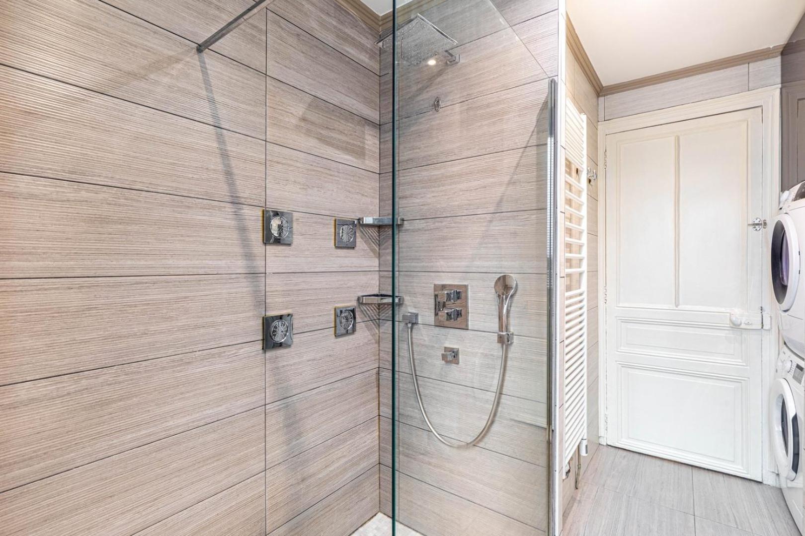 Guestready - Spacieux Ideal Pour 6 * Parijs